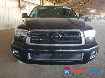 Piąte zdjęcie samochodu w środku: 2020 TOYOTA SEQUOIA TRD SPORT VIN:5TDBY5G16LS175559 - miniatura