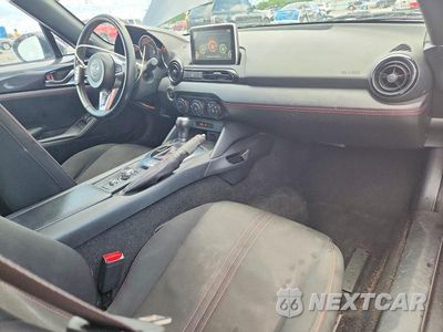 Zdjęcie 8 z 12 samochodu: 2016 MAZDA MX-5 MIATA CLUB VIN:JM1NDAC72G0103729 - miniatura