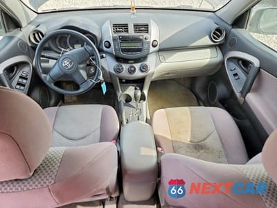 Zdjęcie 8 z 13 samochodu: 2006 TOYOTA RAV4 BASE VIN:JTMZD33V366018454 - miniatura