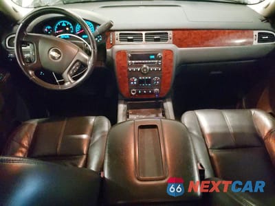 Zdjęcie 8 z 12 samochodu: 2011 CHEVROLET SILVERADO K1500 LTZ VIN:3GCPKTE36BG148763 - miniatura
