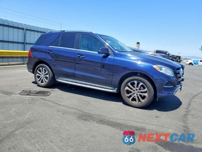 Czwarte zdjęcie samochodu z boku: 2016 MERCEDES-BENZ GLE 350 4MATIC VIN:4JGDA5HB6GA667589 - miniatura