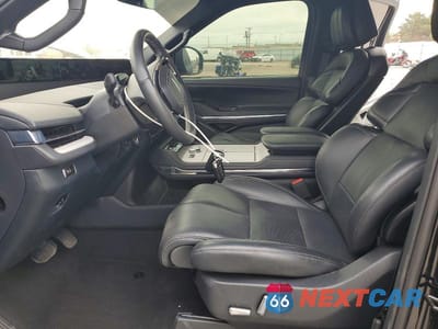 Zdjęcie 7 z 13 samochodu: 2025 LINCOLN NAVIGATOR L RESERVE VIN:5LMJJ3LG5SEL13099 - miniatura