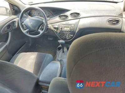 Zdjęcie 8 z 12 samochodu: 2001 FORD FOCUS SE VIN:1FAFP34331W161099 - miniatura