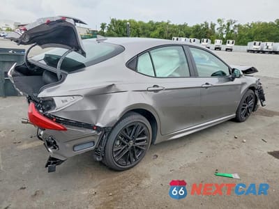 Trzecie zdjęcie samochodu z tyłu: 2025 TOYOTA CAMRY SE VIN:4T1DAACK3SU600925 - miniatura