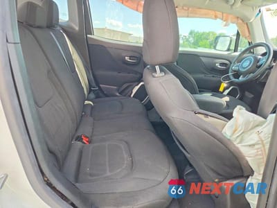 Zdjęcie 11 z 13 samochodu: 2018 JEEP RENEGADE LATITUDE VIN:ZACCJABB7JPG80604 - miniatura