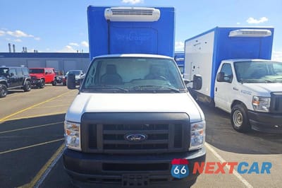 Zdjęcie 14 z 15 samochodu: 2023 FORD ECONOLINE E350 SUPER DUTY CUTAWAY VAN VIN:1FDWE3FK9PDD31812 - miniatura