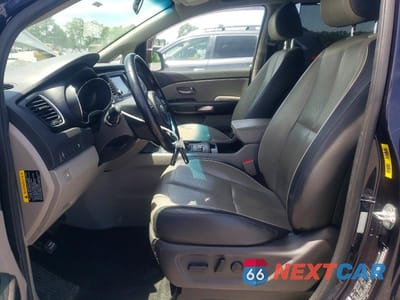 Zdjęcie 7 z 13 samochodu: 2018 KIA SEDONA LX VIN:KNDMB5C11J6410673 - miniatura
