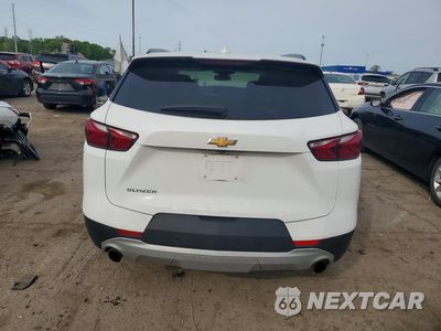 Zdjęcie 6 z 13 samochodu: 2019 CHEVROLET BLAZER 1LT VIN:3GNKBBRA4KS672821 - miniatura
