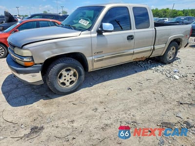 2002 CHEVROLET SILVERADO K1500 1GCEK19T12E185622 - główne zdjęcie licytacji z USA - miniatura