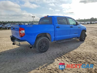 Trzecie zdjęcie samochodu z tyłu: 2020 TOYOTA TUNDRA CREWMAX SR5 VIN:5TFEY5F16LX271054 - miniatura