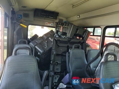 Zdjęcie 6 z 10 samochodu: 2013 FORD ECONOLINE E350 SUPER DUTY CUTAWAY VAN VIN:1FDEE3FL7DDA93152 - miniatura