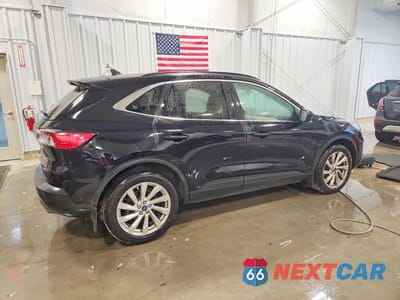 Trzecie zdjęcie samochodu z tyłu: 2022 FORD ESCAPE TITANIUM VIN:1FMCU9DZ8NUA76642 - miniatura