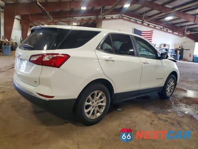 Trzecie zdjęcie samochodu z tyłu: 2021 CHEVROLET EQUINOX LT VIN:3GNAXKEV3MS111082 - miniatura