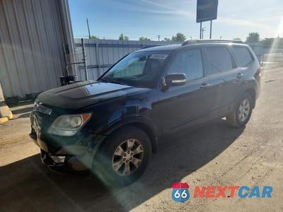 2009 KIA BORREGO LX KNDJH741895037290 - główne zdjęcie licytacji z USA - miniatura
