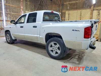 Drugie zdjęcie samochodu z przodu: 2011 DODGE DAKOTA SLT VIN:1D7RW3GP7BS712951 - miniatura