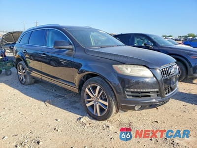 Czwarte zdjęcie samochodu z boku: 2014 AUDI Q7 PREMIUM PLUS VIN:WA1LGAFE9ED009453 - miniatura