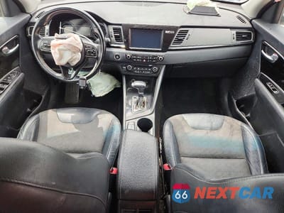 Zdjęcie 8 z 14 samochodu: 2019 KIA NIRO S TOURING VIN:KNDCC3LC6K5250229 - miniatura