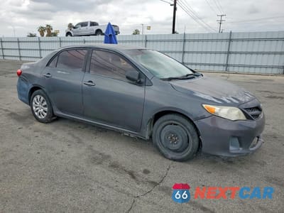 Czwarte zdjęcie samochodu z boku: 2012 TOYOTA COROLLA LE VIN:2T1BU4EE6CC787099 - miniatura
