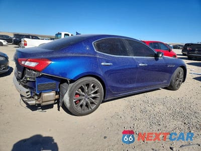 Trzecie zdjęcie samochodu z tyłu: 2019 MASERATI GHIBLI S VIN:ZAM57YSS3K1319853 - miniatura