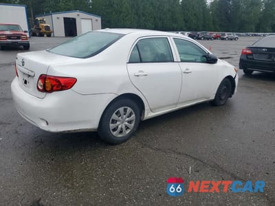 Trzecie zdjęcie samochodu z tyłu: 2010 TOYOTA COROLLA BASE VIN:1NXBU4EE8AZ232568 - miniatura