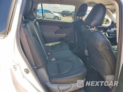 Zdjęcie 11 z 14 samochodu: 2022 TOYOTA HIGHLANDER LE VIN:5TDZZRAH4NS555656 - miniatura