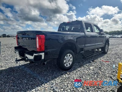 Trzecie zdjęcie samochodu z tyłu: 2024 FORD F250 SUPER DUTY VIN:1FT7W2BA8RED67274 - miniatura