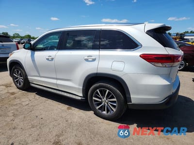 Drugie zdjęcie samochodu z przodu: 2017 TOYOTA HIGHLANDER XLE VIN:5TDKZRFH5HS193139 - miniatura