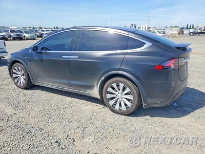 Drugie zdjęcie samochodu z przodu: 2020 TESLA MODEL X VIN:5YJXCBE26LF236251 - miniatura