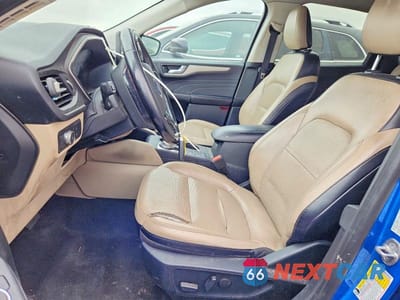 Zdjęcie 7 z 13 samochodu: 2021 FORD ESCAPE SEL VIN:1FMCU9H67MUA56946 - miniatura