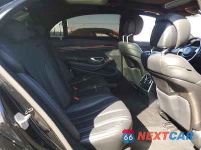 Zdjęcie 10 z 12 samochodu: 2015 MERCEDES-BENZ S 550 4MATIC VIN:WDDUG8FB8FA122778 - miniatura