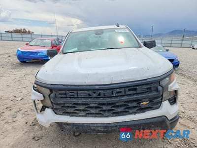 Piąte zdjęcie samochodu w środku: 2024 CHEVROLET SILVERADO K1500 VIN:2GCUDAED8R1210273 - miniatura