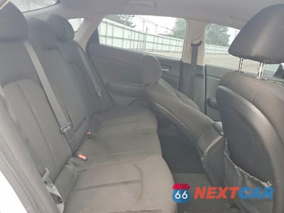 Zdjęcie 10 z 12 samochodu: 2017 KIA OPTIMA LX VIN:5XXGT4L31HG121956 - miniatura