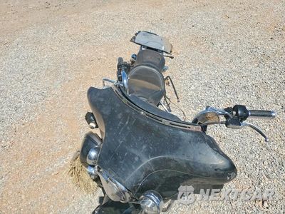 Piąte zdjęcie samochodu w środku: 2013 HARLEY-DAVIDSON FLHTK ELECTRA GLIDE ULTRA LIMITED VIN:1HD1KEM37DB671349 - miniatura