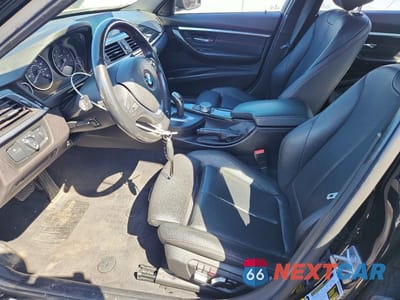 Zdjęcie 7 z 13 samochodu: 2018 BMW 330 XI VIN:WBA8D9C50JA608001 - miniatura