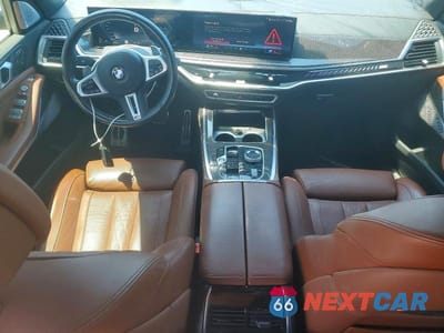 Zdjęcie 8 z 13 samochodu: 2024 BMW X7 M60I VIN:5UX33EM03R9U74947 - miniatura