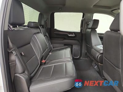 Zdjęcie 10 z 12 samochodu: 2025 GMC SIERRA C1500 SLT VIN:3GTPHDEDXSG245753 - miniatura