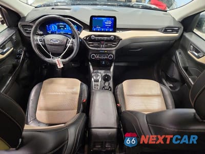 Zdjęcie 8 z 12 samochodu: 2022 FORD ESCAPE TITANIUM VIN:1FMCU9DZ8NUA76642 - miniatura