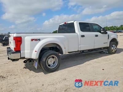 Trzecie zdjęcie samochodu z tyłu: 2018 FORD F350 SUPER DUTY VIN:1FT8W3DT5JEC89582 - miniatura