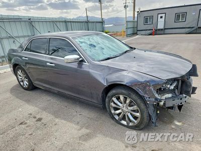 Czwarte zdjęcie samochodu z boku: 2015 CHRYSLER 300C VIN:2C3CCAKG5FH899645 - miniatura