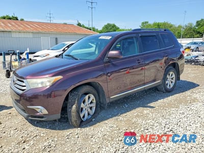 2011 TOYOTA HIGHLANDER BASE 5TDBK3EH9BS088985 - główne zdjęcie licytacji z USA - miniatura