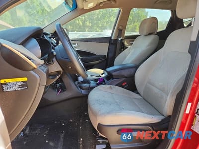Zdjęcie 7 z 13 samochodu: 2016 HYUNDAI SANTA FE SPORT 2.4L VIN:5XYZT3LB2GG378905 - miniatura