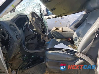 Zdjęcie 7 z 13 samochodu: 2016 FORD F350 SUPER DUTY VIN:1FDRF3G61GEC61518 - miniatura