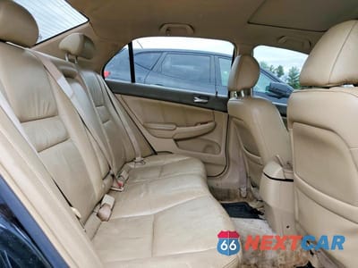 Zdjęcie 10 z 12 samochodu: 2004 HONDA ACCORD EX VIN:1HGCM56824A027858 - miniatura