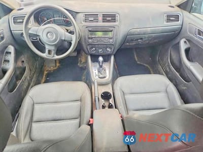 Zdjęcie 8 z 12 samochodu: 2012 VOLKSWAGEN JETTA SE VIN:3VWDP7AJ7CM400441 - miniatura