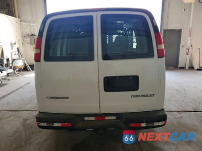 Zdjęcie 6 z 13 samochodu: 2006 CHEVROLET EXPRESS 2500 DELIVERY VAN VIN:1GCGG25V961196789 - miniatura