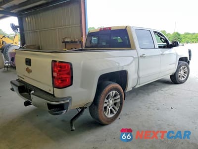 Trzecie zdjęcie samochodu z tyłu: 2018 CHEVROLET SILVERADO C1500 LT VIN:3GCPCREC8JG231318 - miniatura