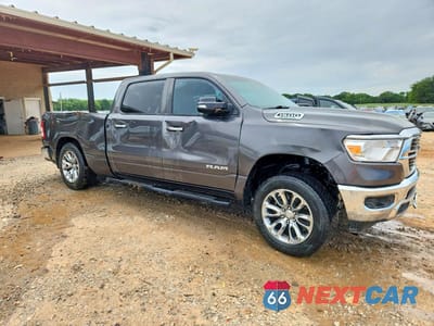 Czwarte zdjęcie samochodu z boku: 2019 RAM 1500 BIG HORN VIN:1C6SRFMT5KN685938 - miniatura