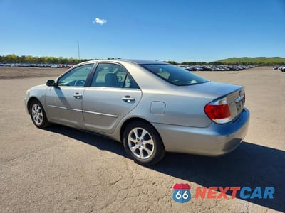 Drugie zdjęcie samochodu z przodu: 2005 TOYOTA CAMRY XLE V6 VIN:4T1BF30K55U599788 - miniatura