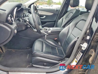 Zdjęcie 7 z 13 samochodu: 2016 MERCEDES-BENZ C 300 4MATIC VIN:55SWF4KB8GU135624 - miniatura