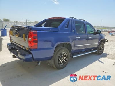 Trzecie zdjęcie samochodu z tyłu: 2013 CHEVROLET AVALANCHE LTZ VIN:3GNTKGE78DG113094 - miniatura